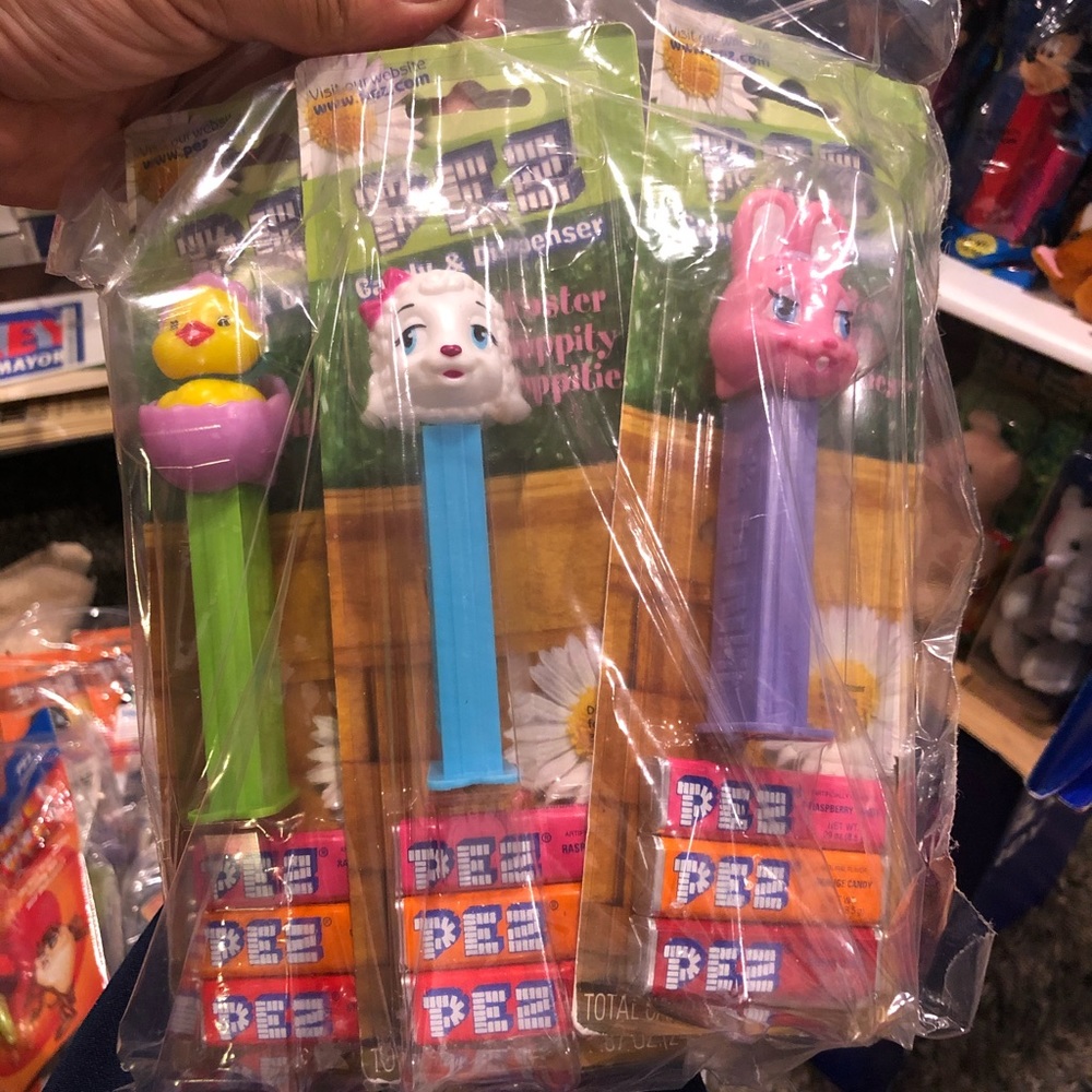 PEZ - Picture 8 of 16